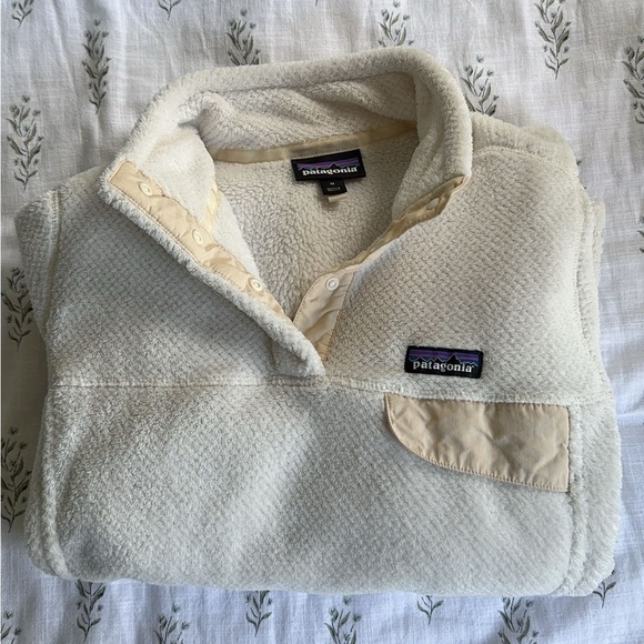 Patagonia fleece (white) - Picture 3 of 3